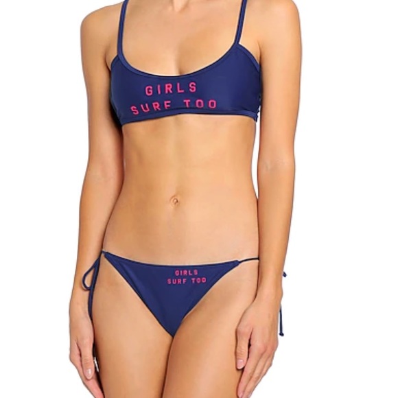 Bikini - Picture 2 of 7